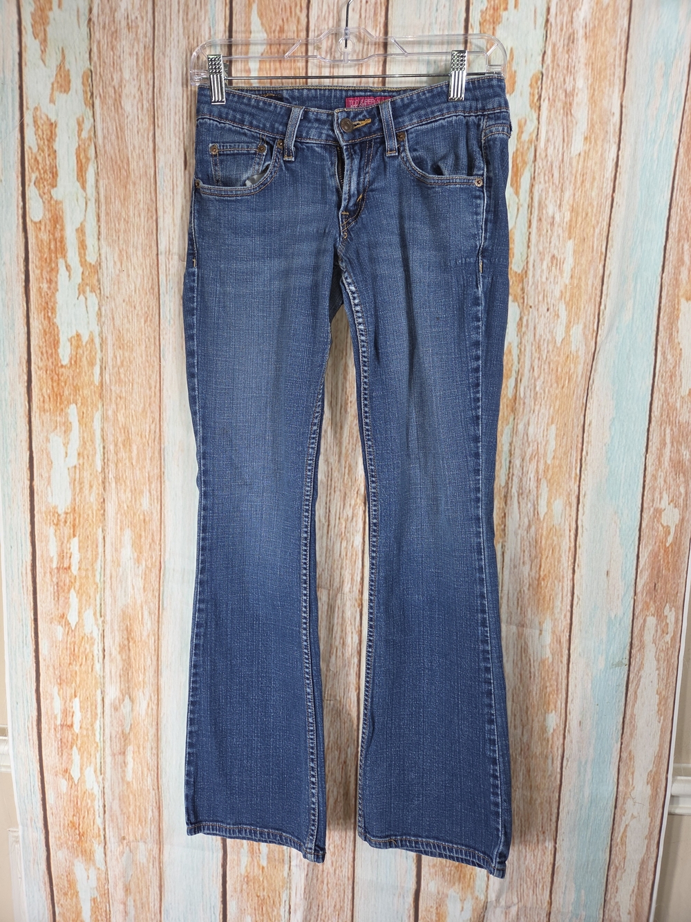 Levi Too Superlow 524 Bootcut Jeans. Size 3 Medium
